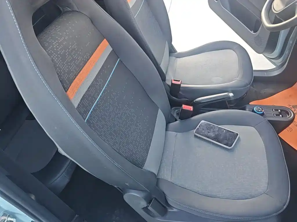 Wuling MINIEV — миниатюра 25