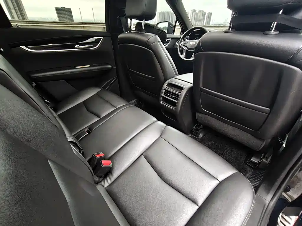 Cadillac XT5 — миниатюра 17