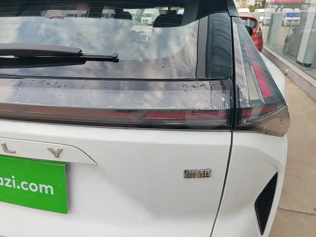 Geely Boyue — миниатюра 8