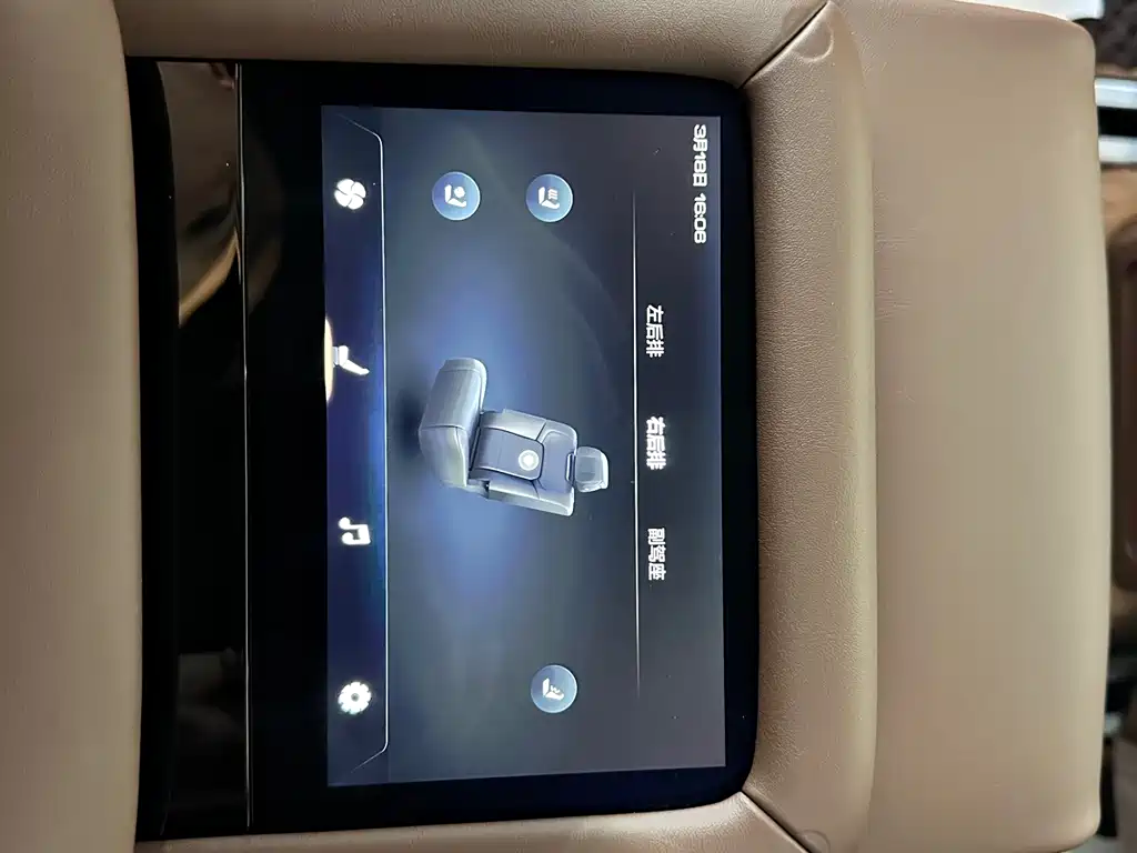 TANK TANK 700 NEW ENERGY