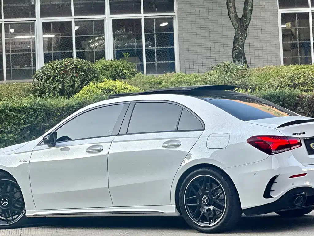 MERCEDES-BENZ A CLASS AMG