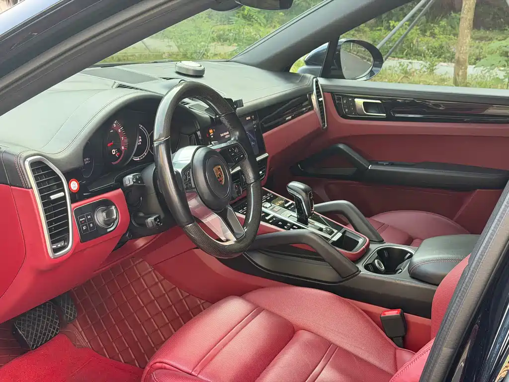 Porsche Cayenne — миниатюра 4