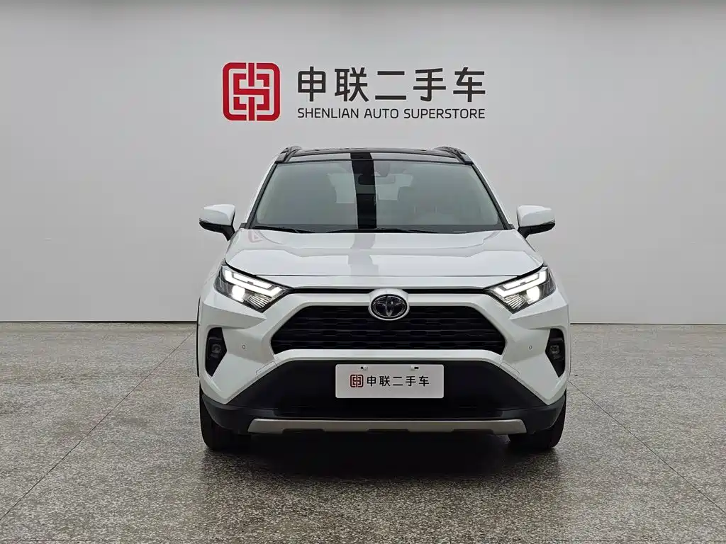 Toyota RAV4 — миниатюра 5