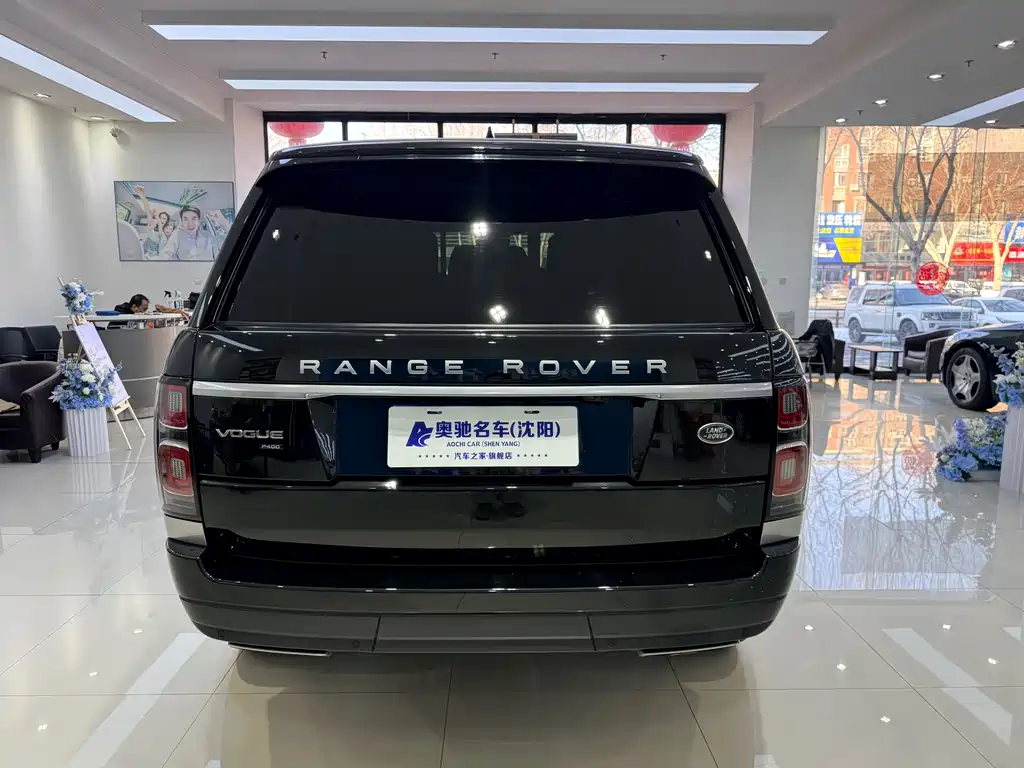 Land Rover Range Rover 2022 3.0 L6 400PS