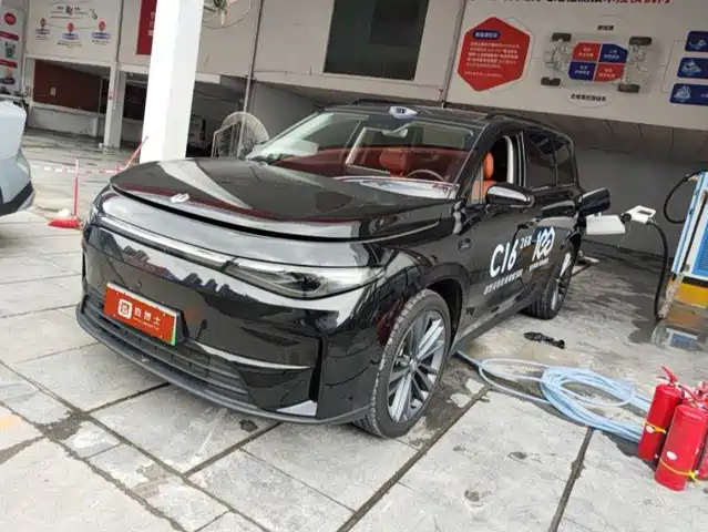 2025 Leapmotor C16