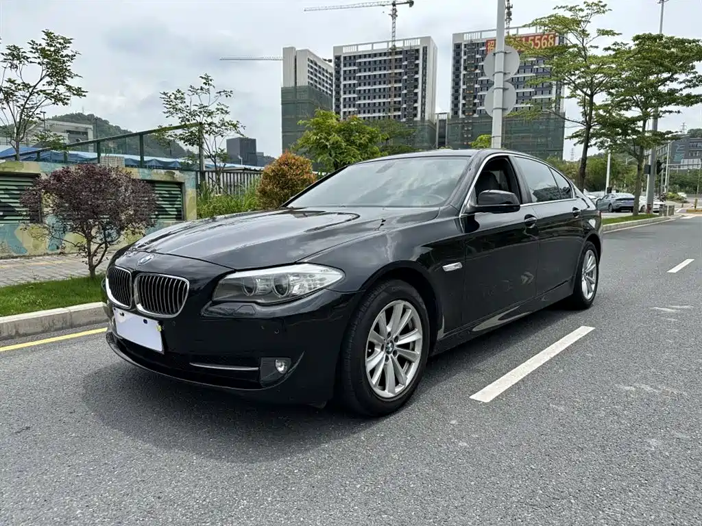 BMW 5 Series 2012