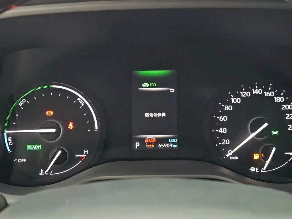 Toyota Sienna — миниатюра 13