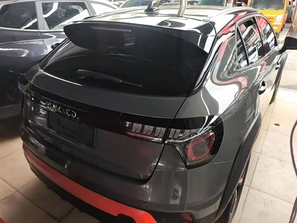 Lynk & Co 02 2018 1.5T DCT Pro V