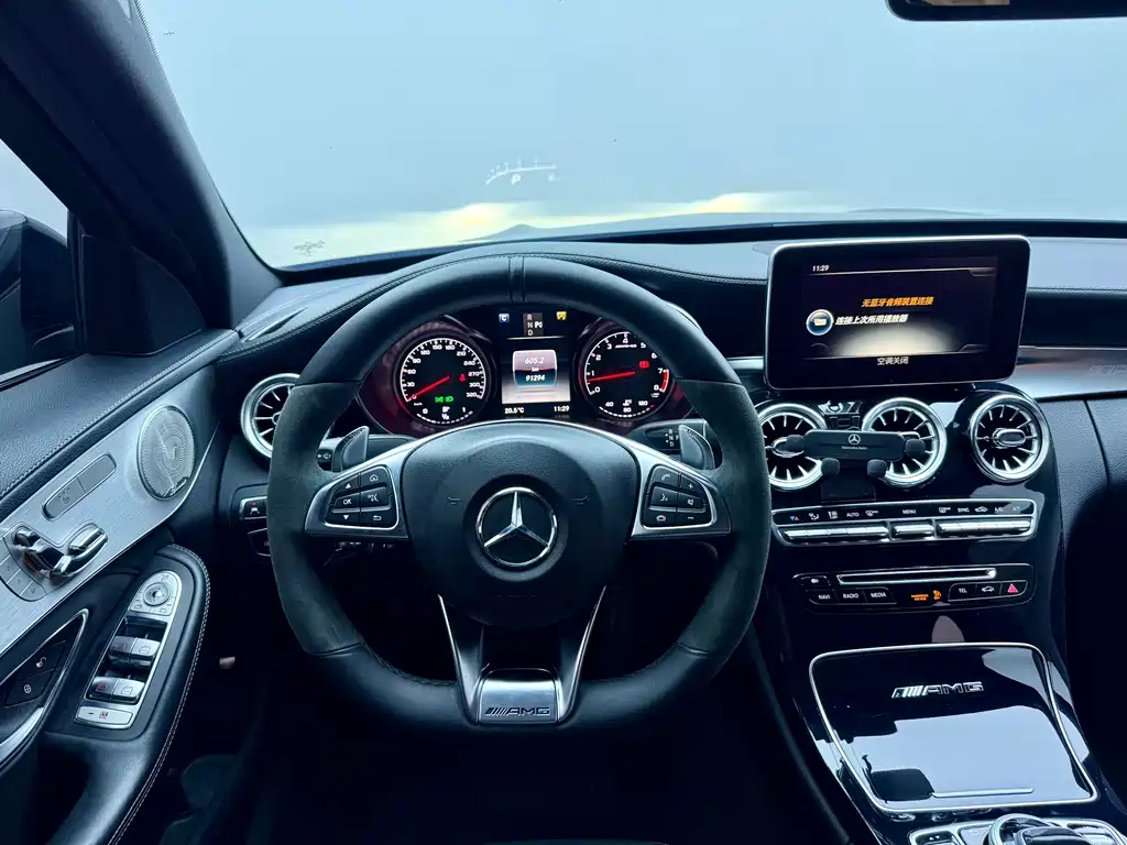 Mercedes-Benz C-Class AMG — миниатюра 10
