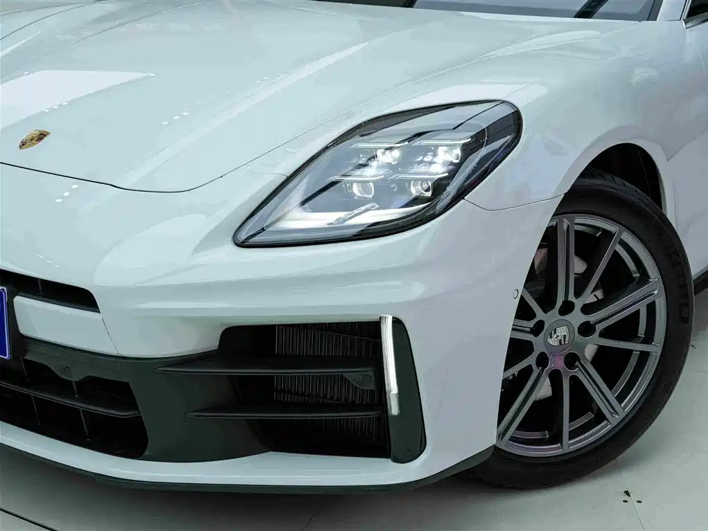 Porsche Panamera — миниатюра 19