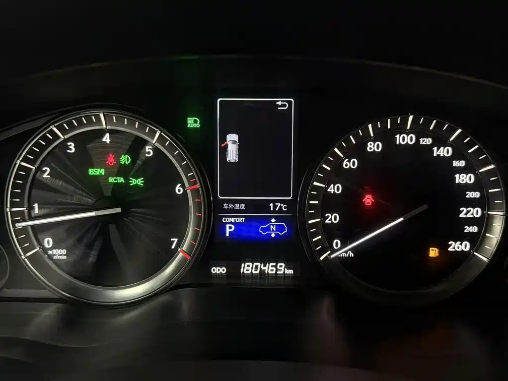 Lexus LX — миниатюра 18
