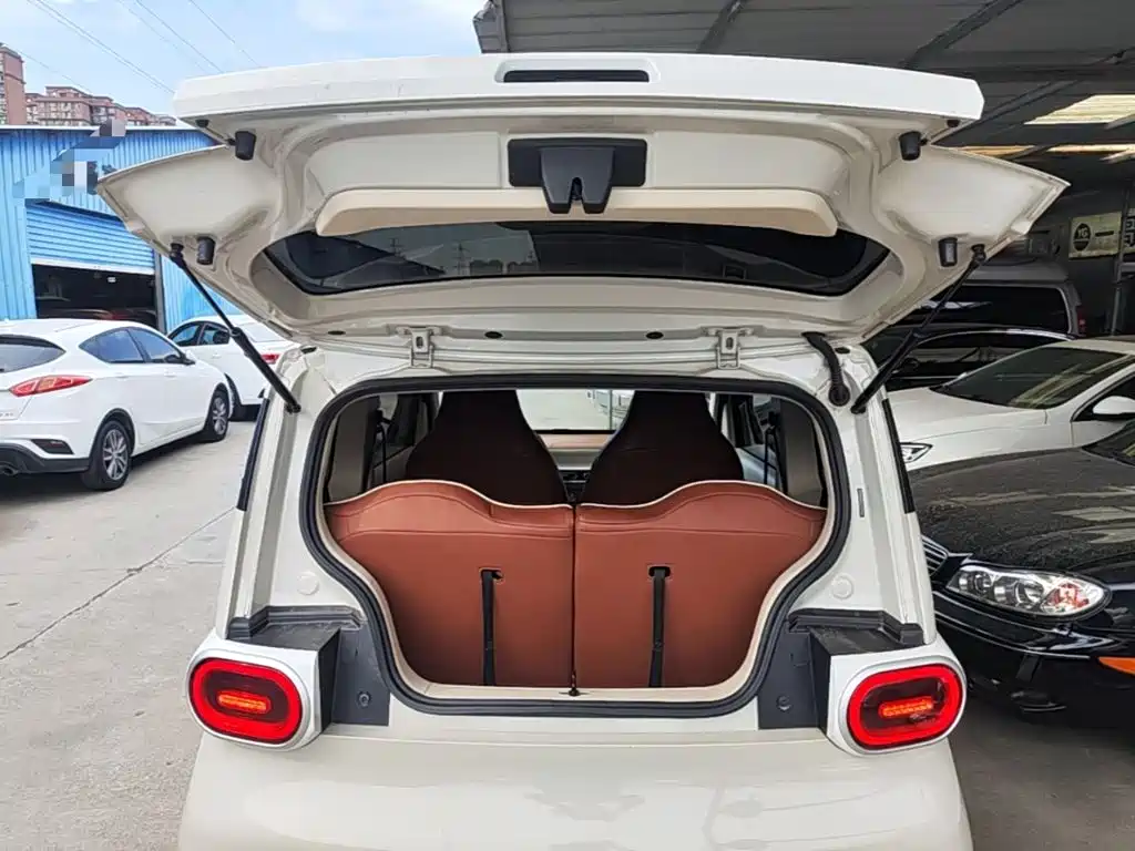 Wuling MINIEV — миниатюра 19