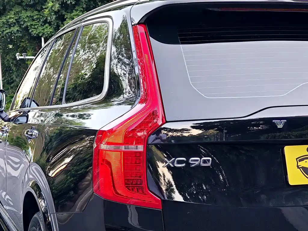 Volvo XC90 — миниатюра 34