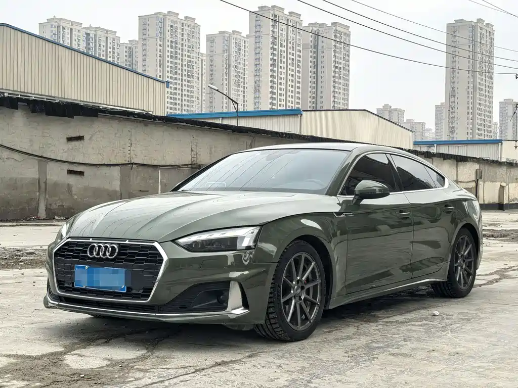 AUDI A5