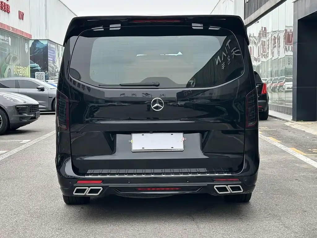 Mercedes-Benz Vito — миниатюра 12