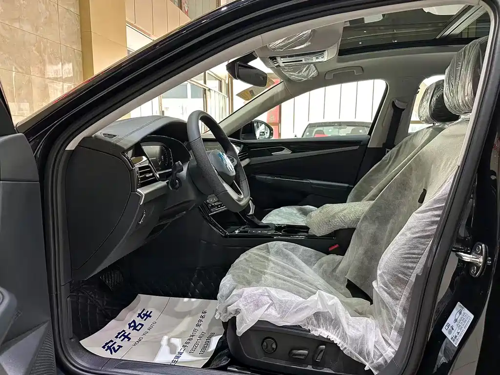 Volkswagen Passat 2026 380TSI