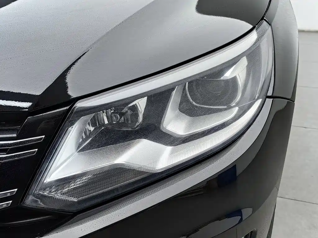 Volkswagen Tiguan — миниатюра 7
