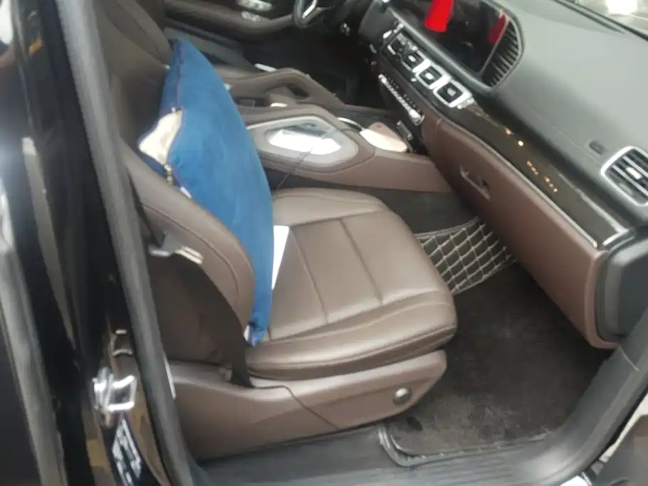 Mercedes-Benz GLE (Import) — миниатюра 8