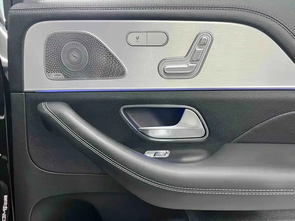 Mercedes-Benz GLE AMG — миниатюра 12
