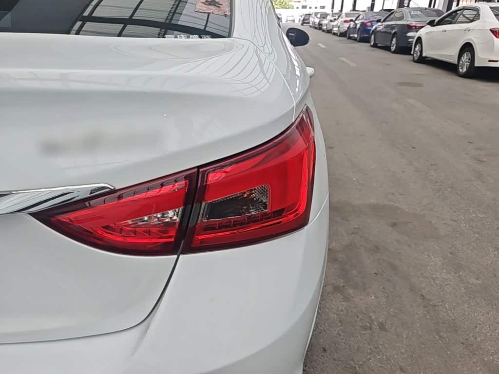 CHERY Arrizo 5 1.5 л 2023 г. Белый, пробег 28600 км