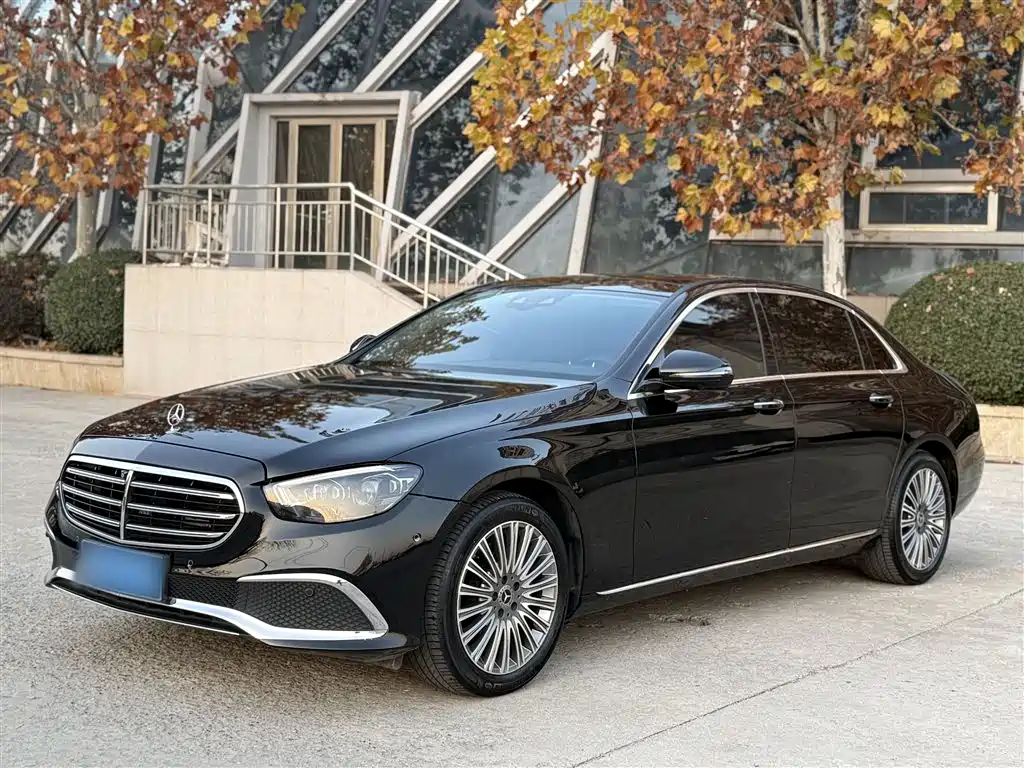 Mercedes-Benz E-Class 2021