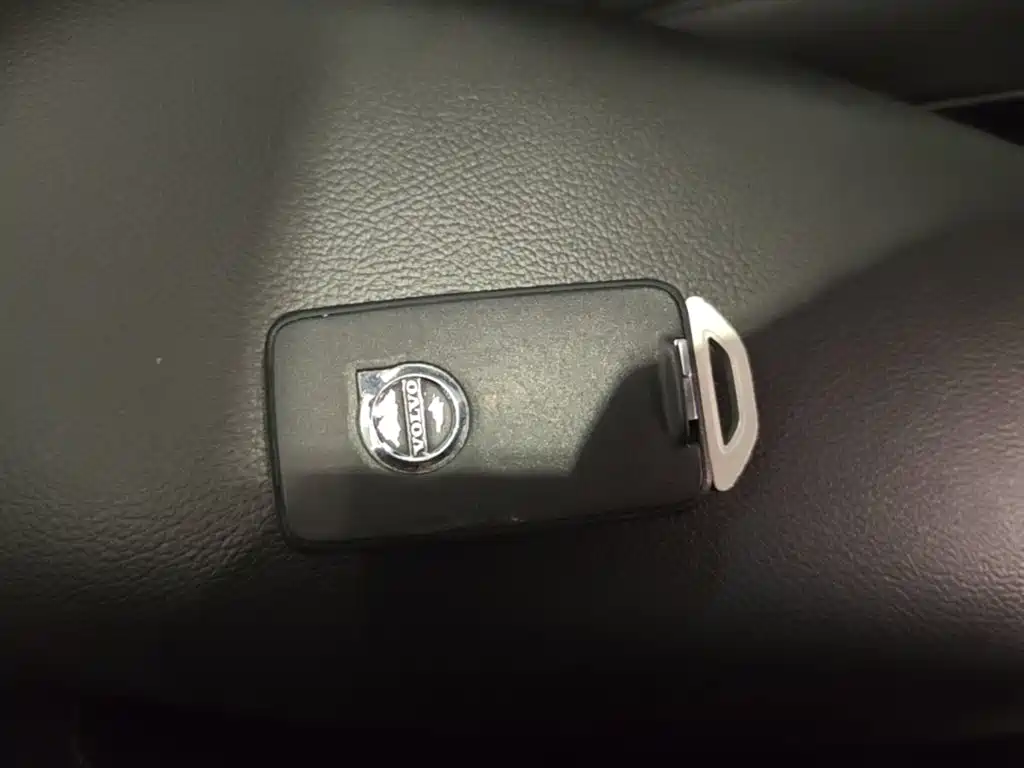 Volvo V40 — миниатюра 13