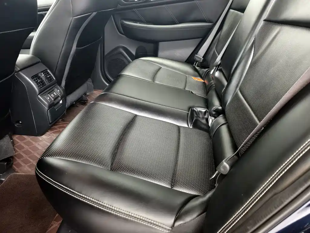 Subaru Legacy — миниатюра 8
