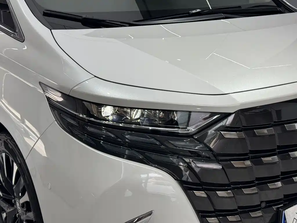 Toyota Alphard 2024 2.5L Premium