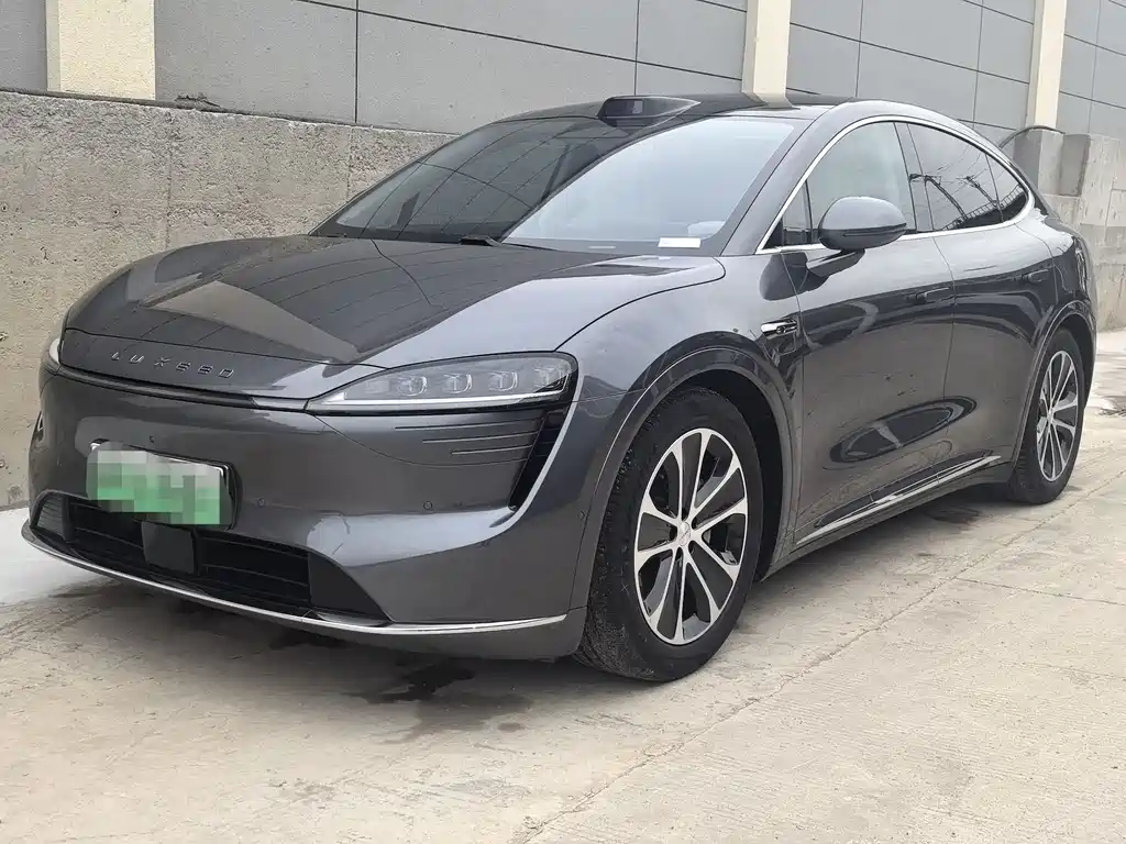 Luxeed Zhijie R7 2024