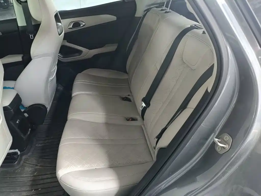 BYD Yuan UP — миниатюра 17
