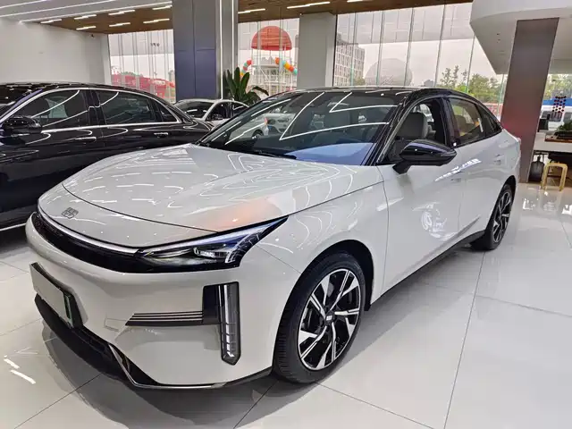 geely-galaxy galaxy-l6