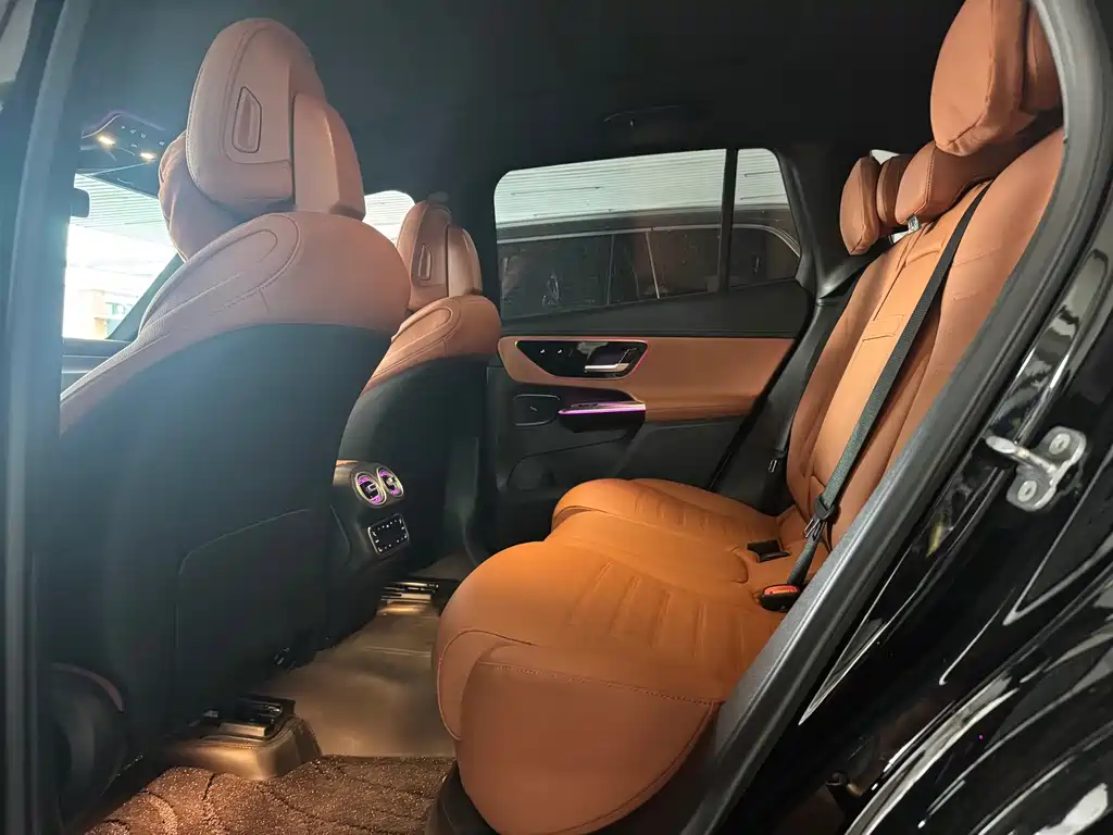 Mercedes-Benz GLC — миниатюра 8