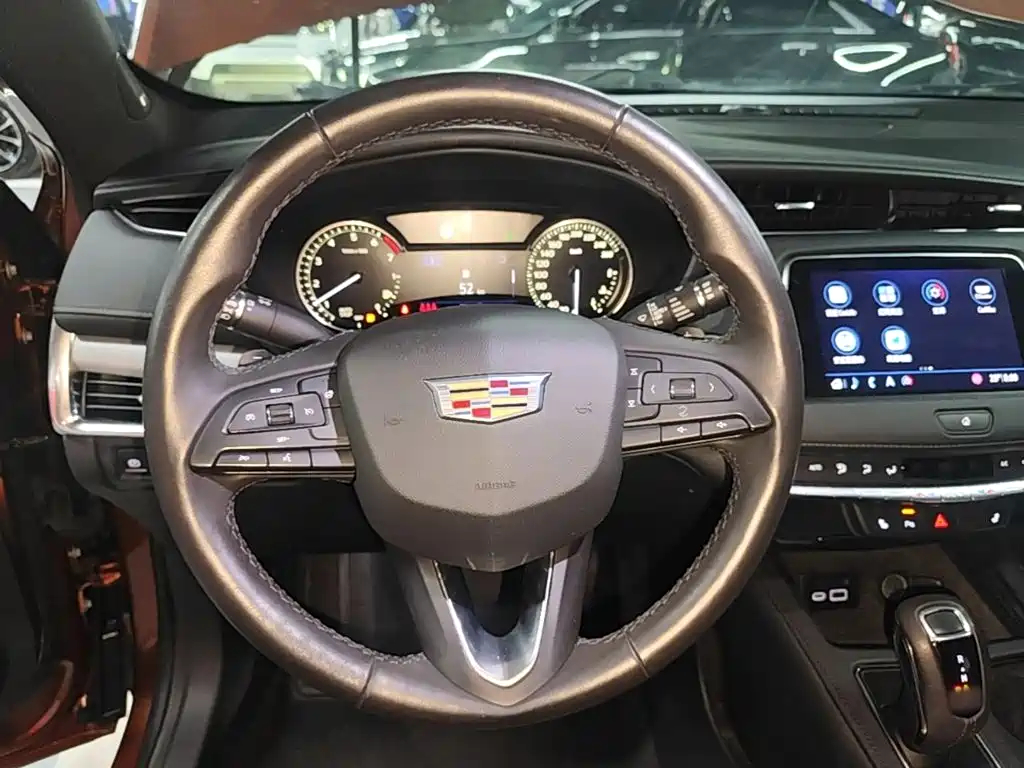 Cadillac XT4 — миниатюра 11