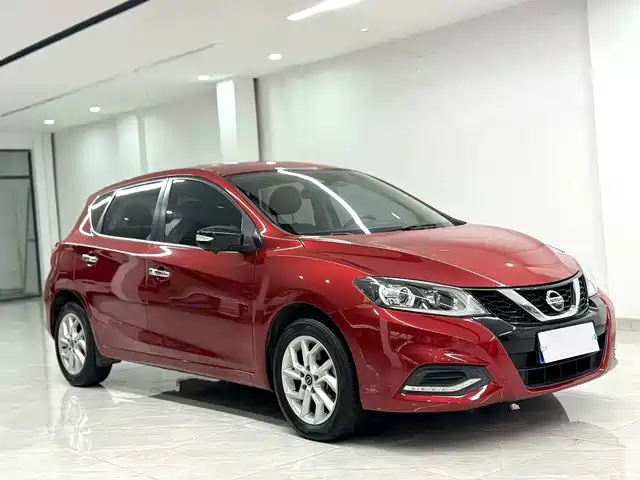 NISSAN TIIDA 2021