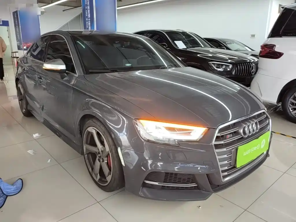 Audi S3 — миниатюра 4