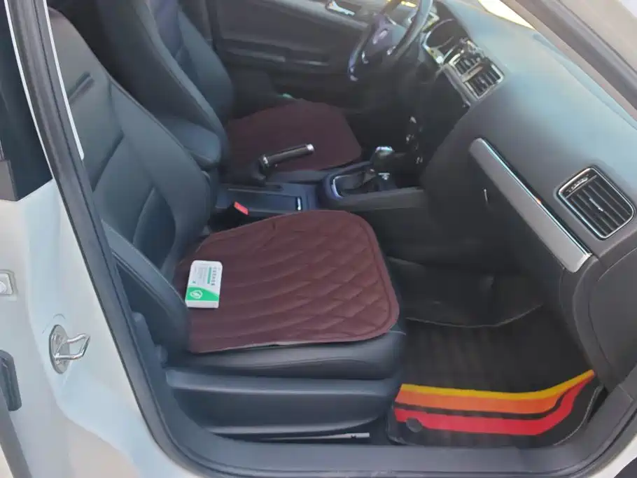 Volkswagen Sagitar — миниатюра 8