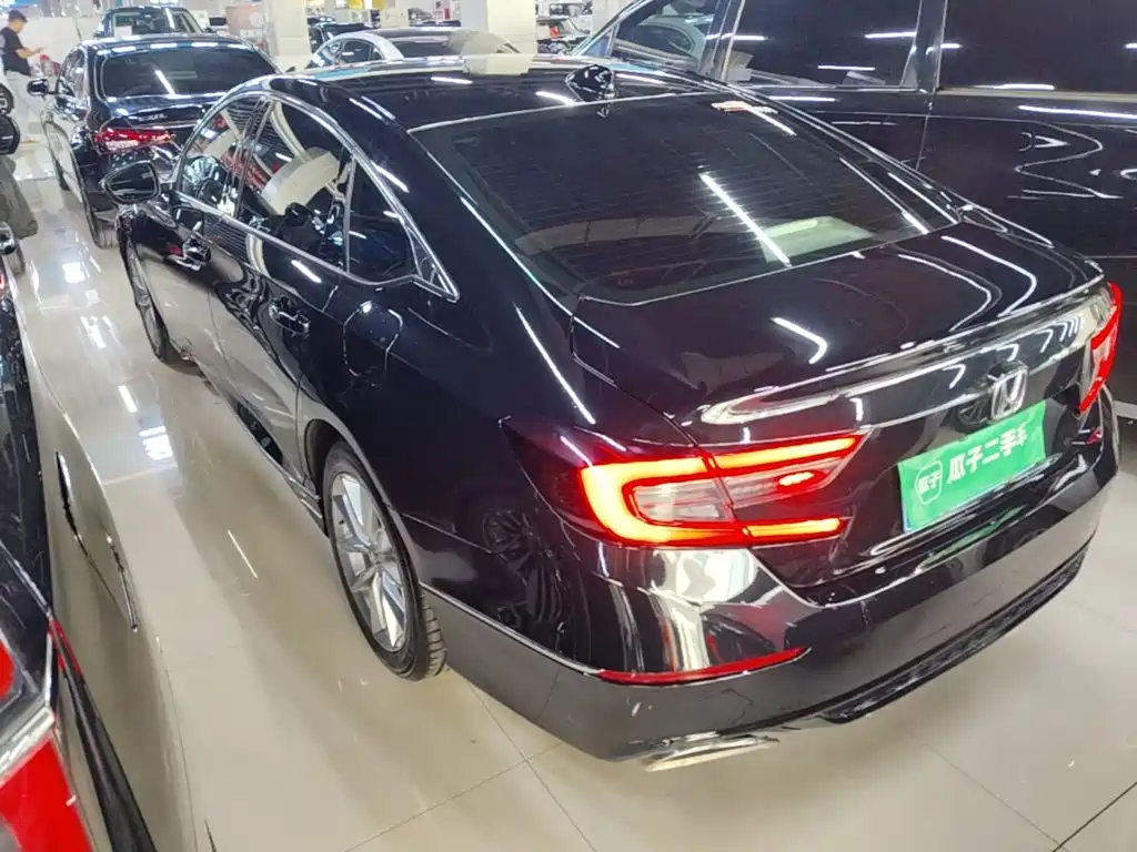 Honda Accord — миниатюра 5