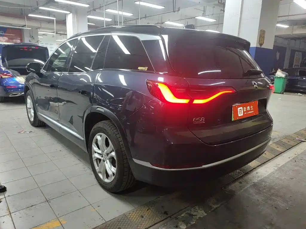 NIO ES8 — миниатюра 4