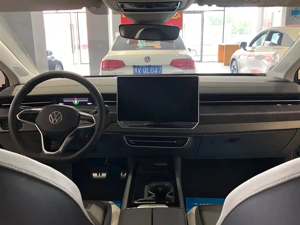 VOLKSWAGEN ID.7 VIZZION