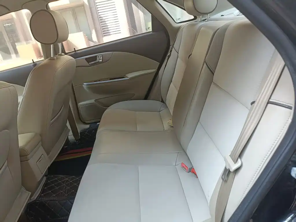 Buick Excelle 2015 1.5L AT
