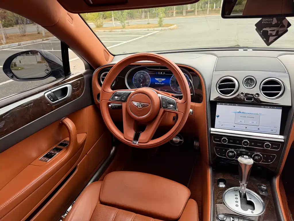 Bentley Flying Spur — миниатюра 19