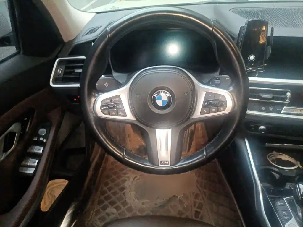 BMW 3 Series — миниатюра 11