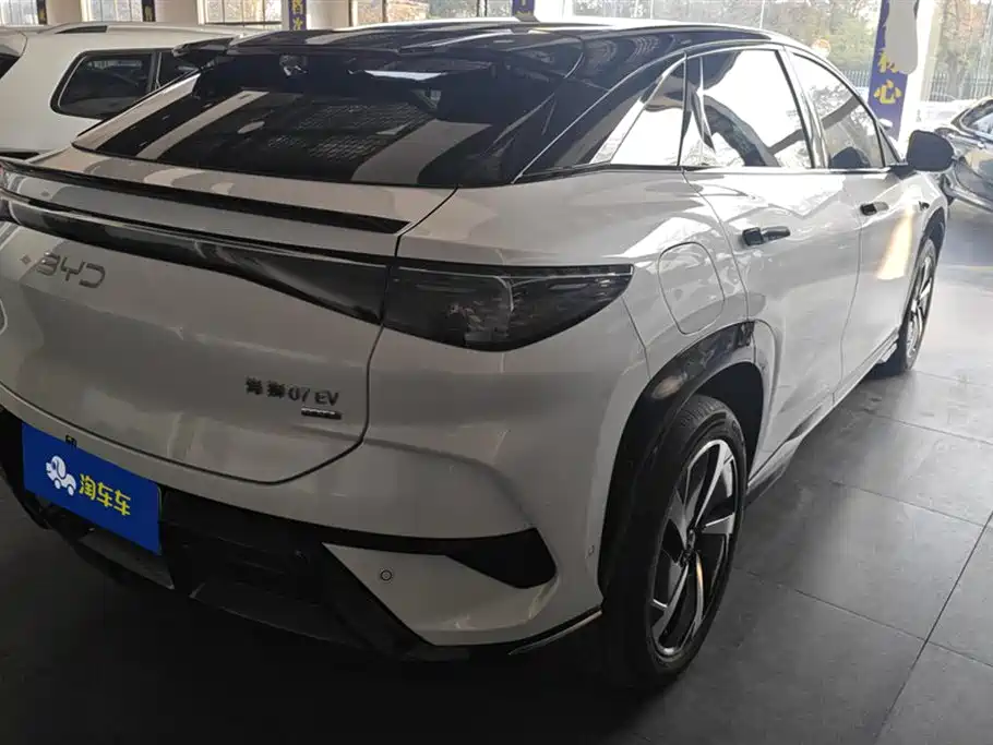 BYD SEA LION 07 EV