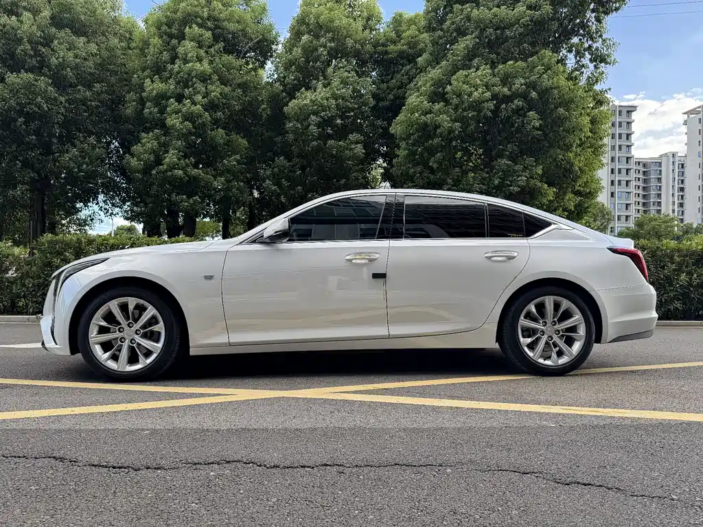 Cadillac CT5 2024 28T Luxury Pro