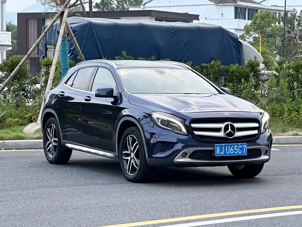 Mercedes-Benz GLA — миниатюра 3