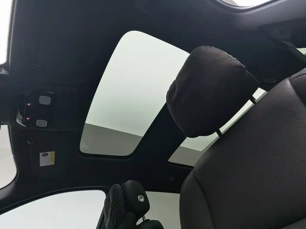 Li Auto Li L8 — миниатюра 14