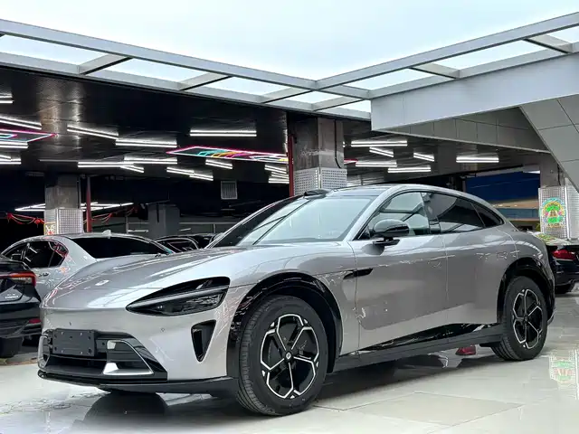 XIAOMI CAR XIAOMI YU7 2025