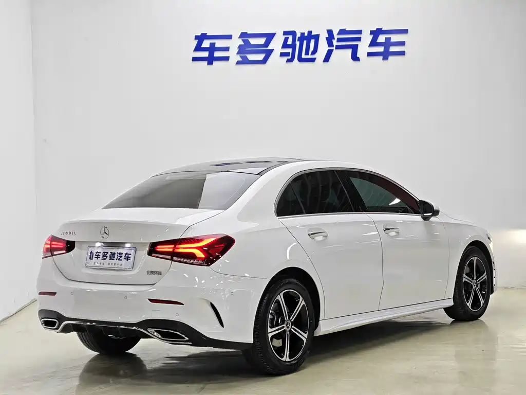 Mercedes-Benz A-Class — миниатюра 7