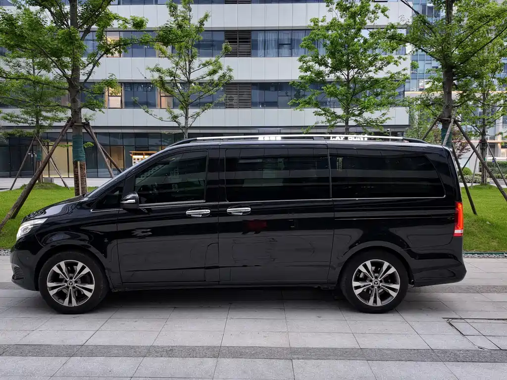Mercedes-Benz V-Class V 2018 V 260 VI