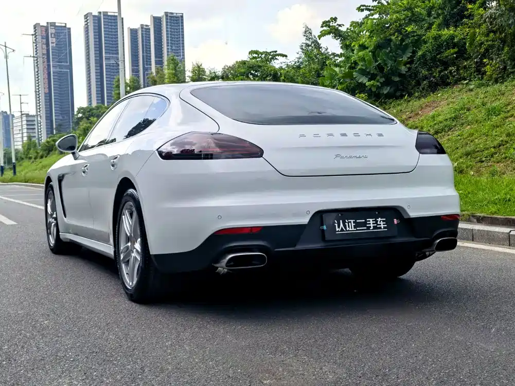 Porsche Panamera — миниатюра 5